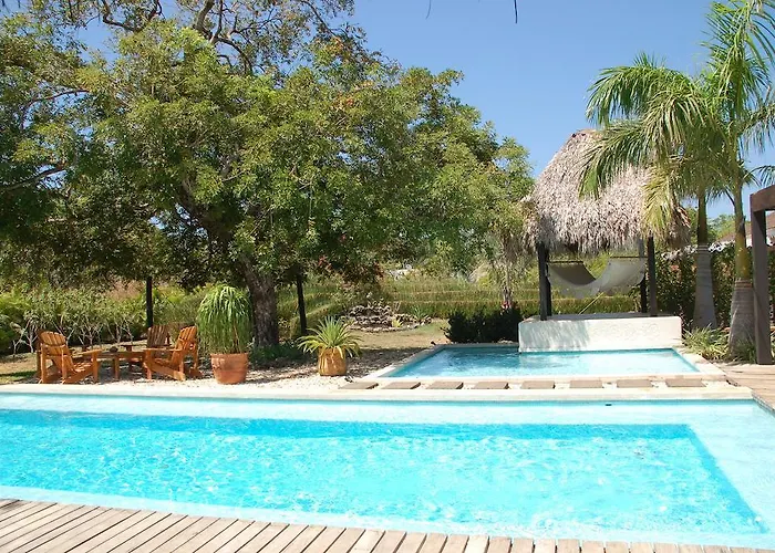 Casa Almendra Tamarindo