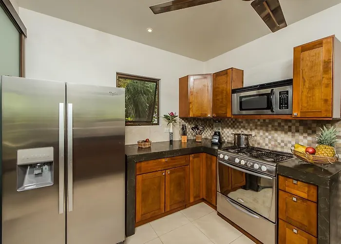 Hotel Casa Almendra Tamarindo