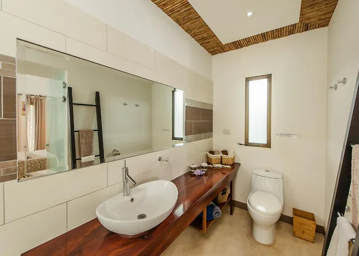 Hotel Casa Almendra Tamarindo